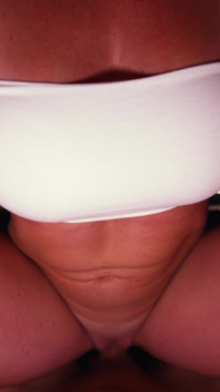 MILF Slut Takes Control and Fucks Like an Amazon