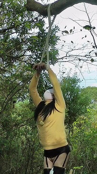 Eğitmen No28'den talimat Açık havada bırakılan halat asılı emniyet