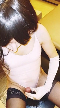 Tammysissy İdrarla Anal Mastürbasyon