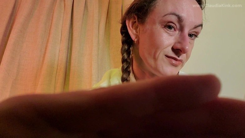 Claudia Kink: Hand Gagged by Femdom POV