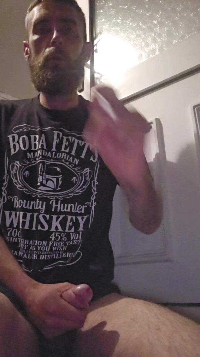 Smoking stoker: Pulă mare masturbează cu ejaculare cu fetiș cu fumat