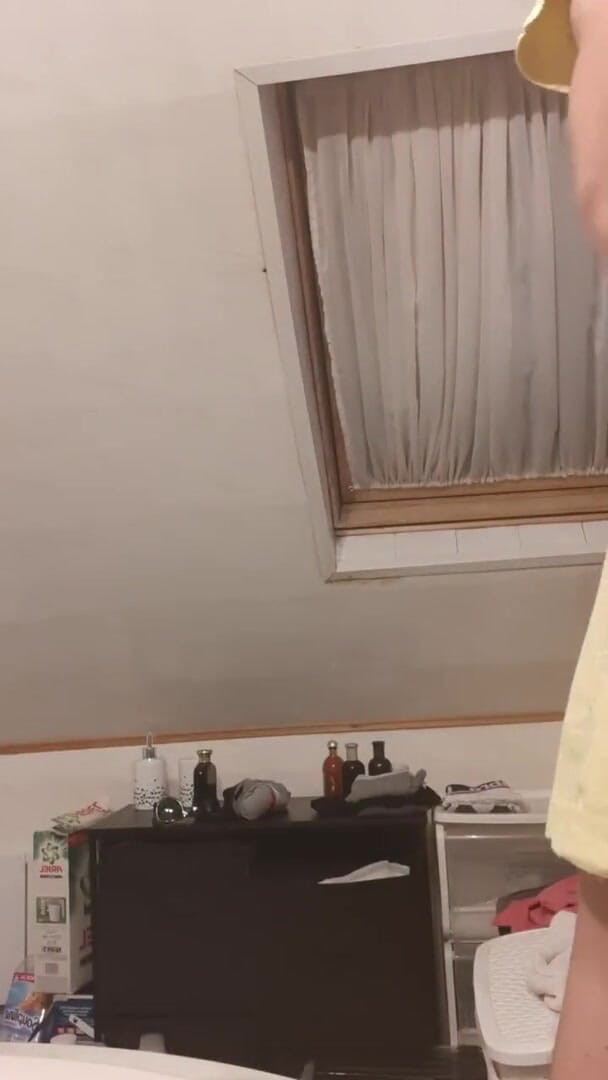 Mickacam: 흑인 대물 자지에게 따먹히는 발정난 마누