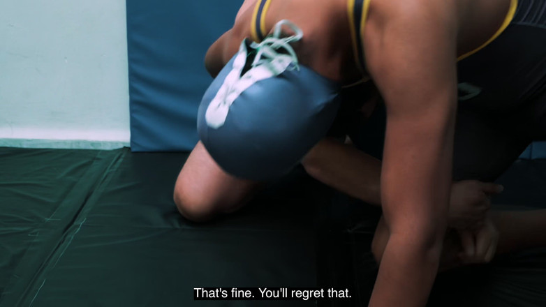 Robgrappler: Bão phục tùng góc gần