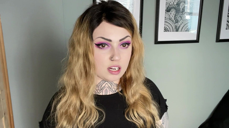 Miss Valentina: Wedgies te rendent difficile