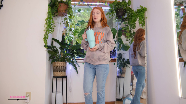 Destination Kat: Nová žádost čůracího pokoje