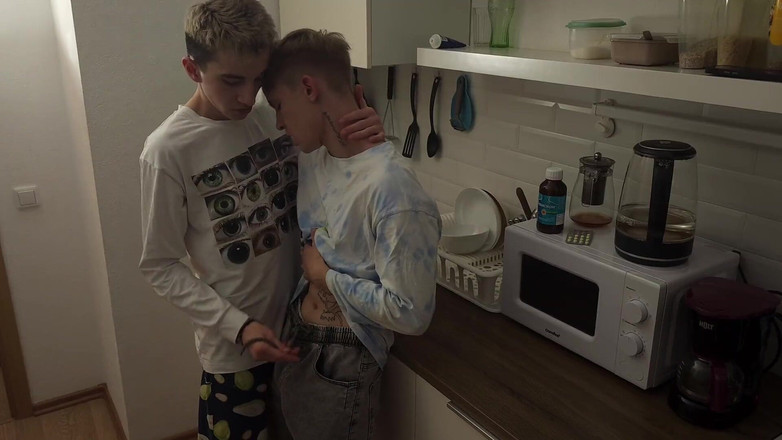 Max Gen: Der typ begann, einen twink mit einem großen schwanz für...