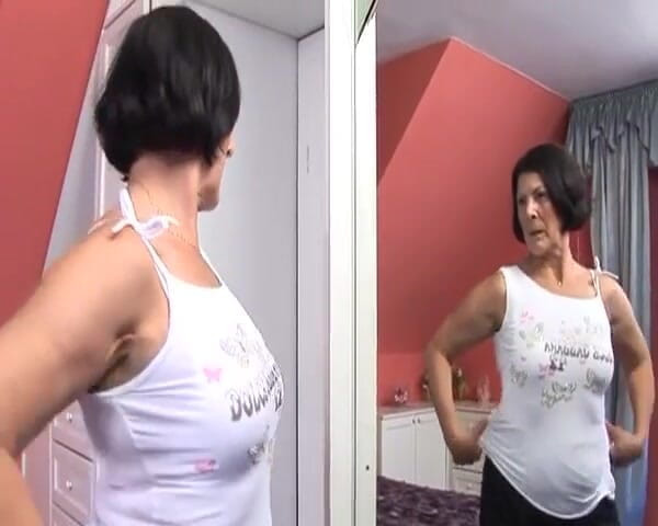Porno kino: Abuela alemana cachonda follada por semental cachondo