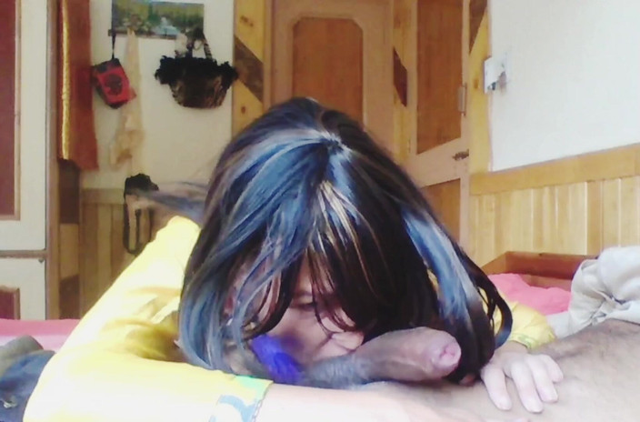 Bolly Karma: Sexy holka se ukazuje před svým přítelem
