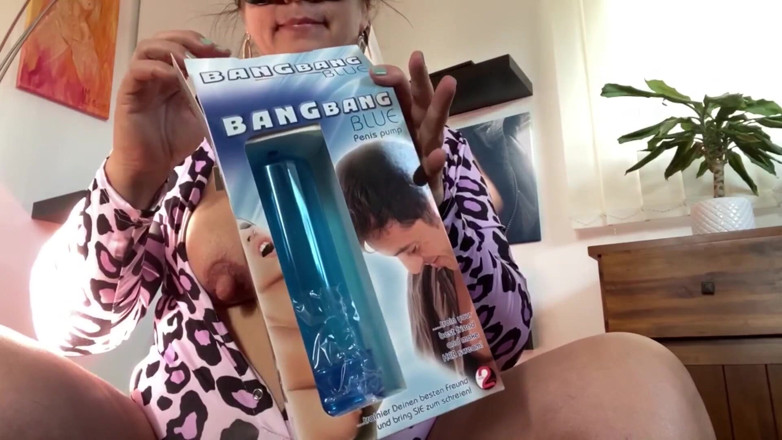Tanja Tachee: The penis pump on the nipples