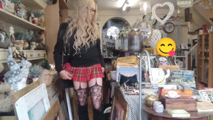 The Midnight Minx: Shopping