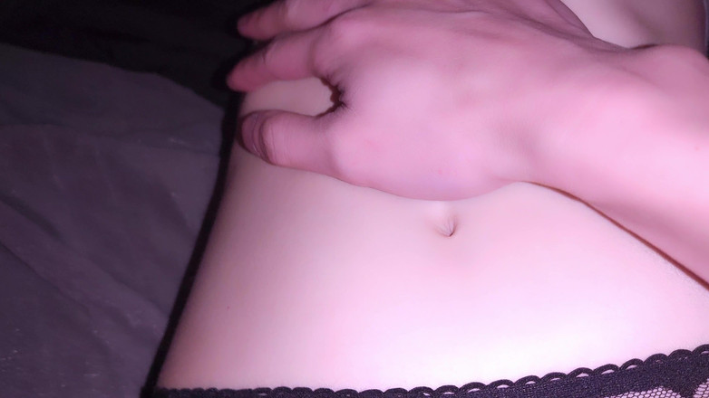 holokitty: Meia-irmã me mostrou sua buceta rosa molhada e bunda bolha...