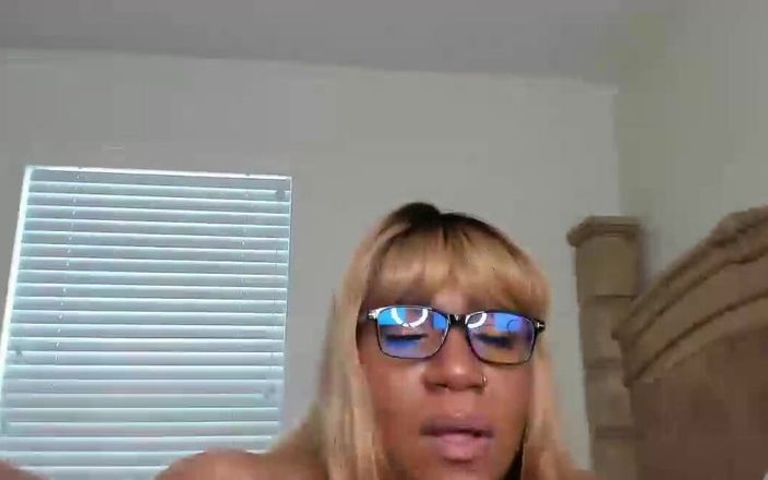 Josie4yourpleasure: Streaming dimulai 06/06/2021 09:54 Pm Hai