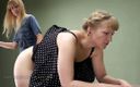 Spanking Server: Sara cu vibrator legat