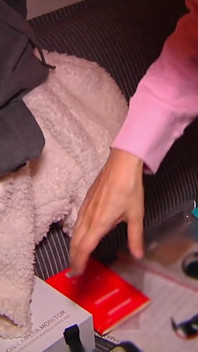 Emily foi fodida com porra quente no rosto!