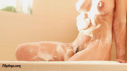 1THELMA: Hot tube