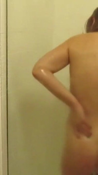 Honění ve sprše