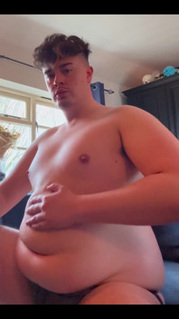 Extra široký