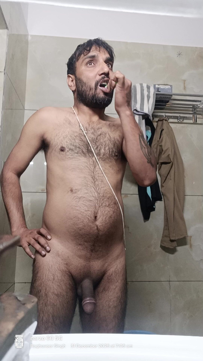 Rajasthani-old-lover: Indický desi muž si užívá sprchu a mistrovskou show se...