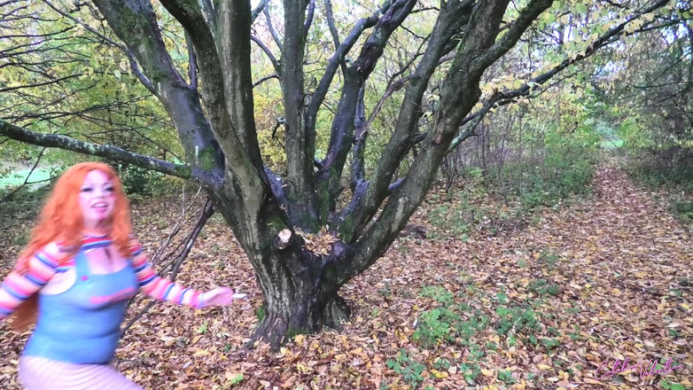 Catalia's Extreme Kink Fetish Domination Vids!: Catalia Merokok Berdandan Dalam Cosplay