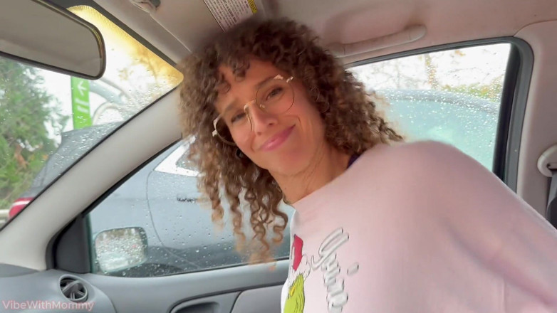 VibeWithMommy: Wrong Missy Fucks Random Student on Field Trip to the...