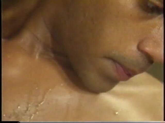 Gays Case: 하드코어 자지를 빠는 동안 후장을 따먹히는 흑인 게이