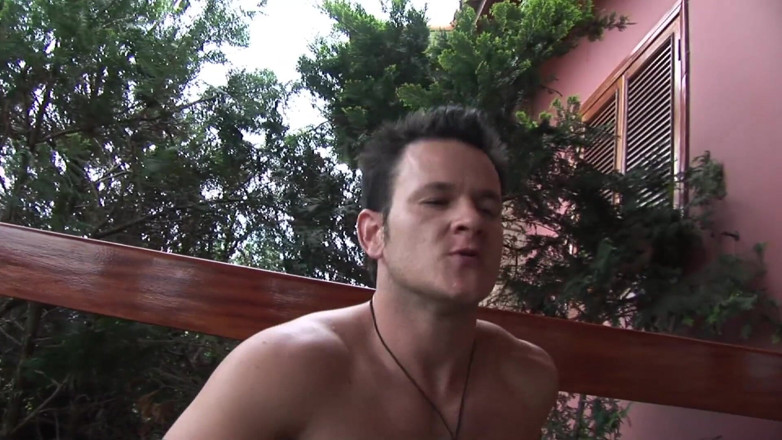 Male Dream: Outdoors gay action by two horny studs