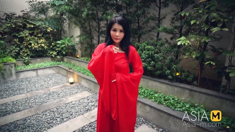 ModelMedia Asia: Md-0164 un bailarín tradicional al estilo nacional