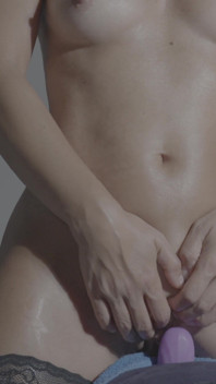 Ich Fahre Meinen Vibrator Für Einen Intensiven Orgasmus