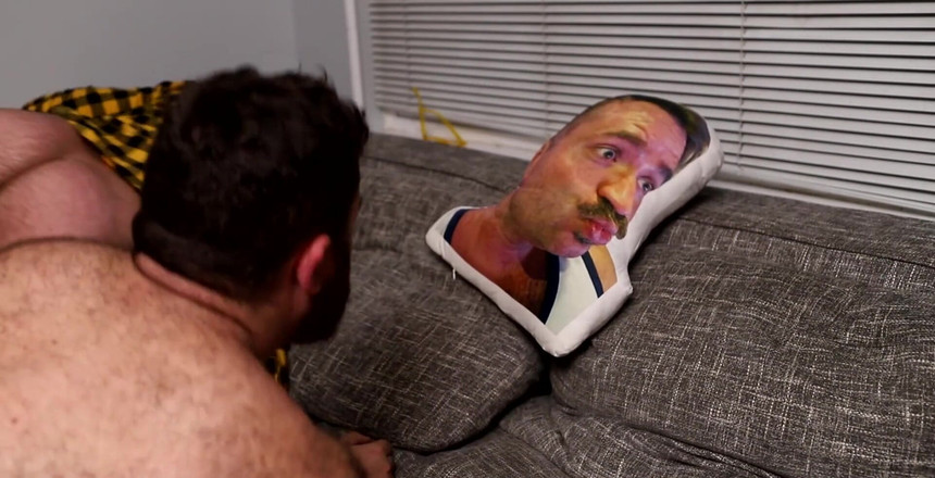 Huzzbearz: Mój mężczyzna wraca do domu z pracy