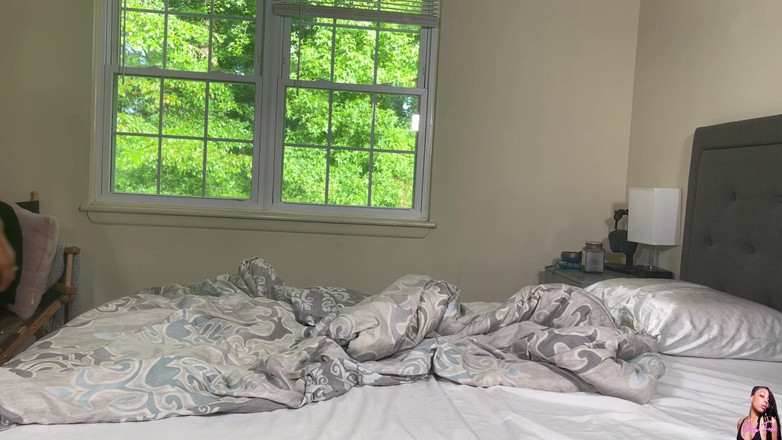 Pink Foxx: Pink Foxx Limpieza Voyeur Cam