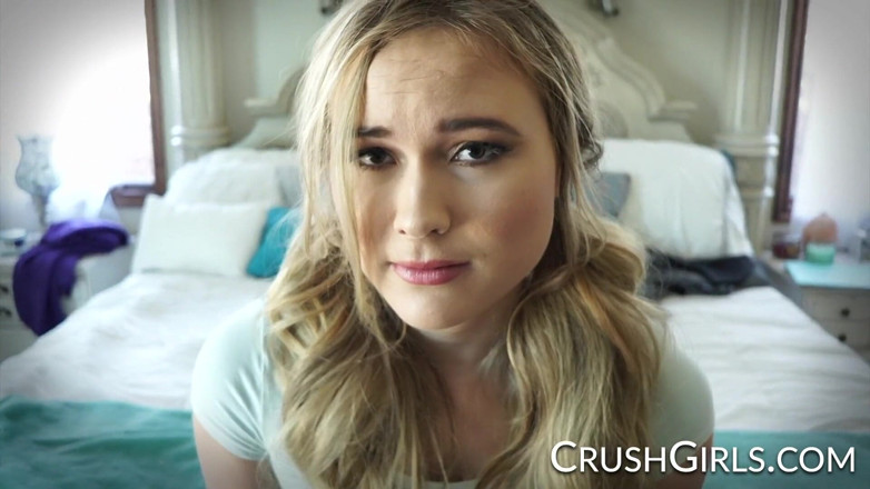 Crush Girls: Rozdrcené dívky - Alyssa Cole byla potrestána za to, že dostala finance...