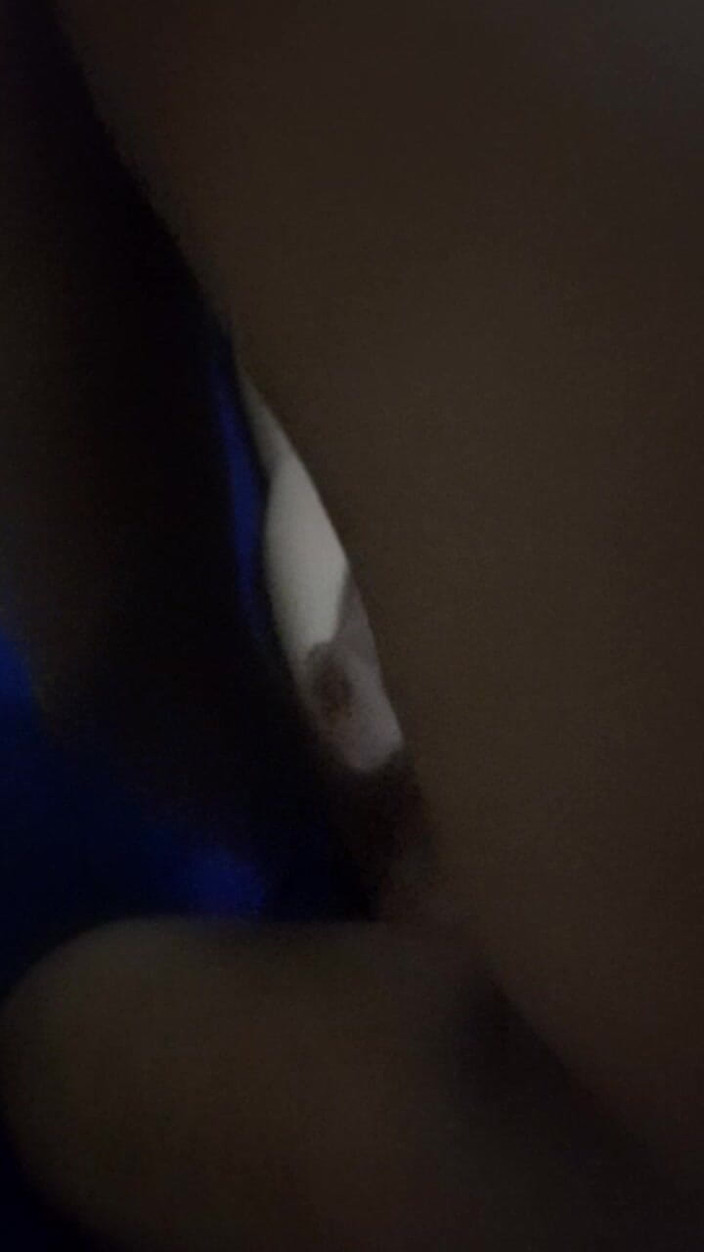 Angelina Pop: Při masírování zadku tetičky jsem si dal péro do její...