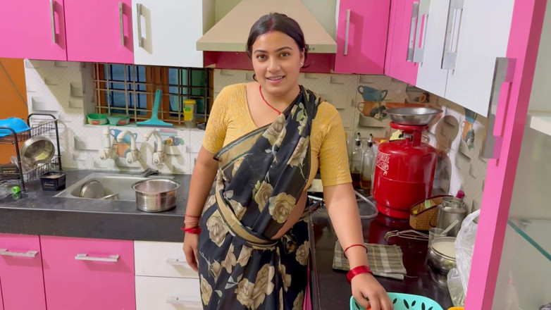 Hotty_ragini: My Lovely Stepmother Was Cooking in the Kitchen, Stepfather Went...