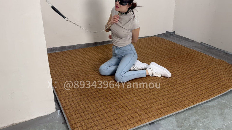 Yanmou: Посади в тюрьму девушку в тугих джинсах