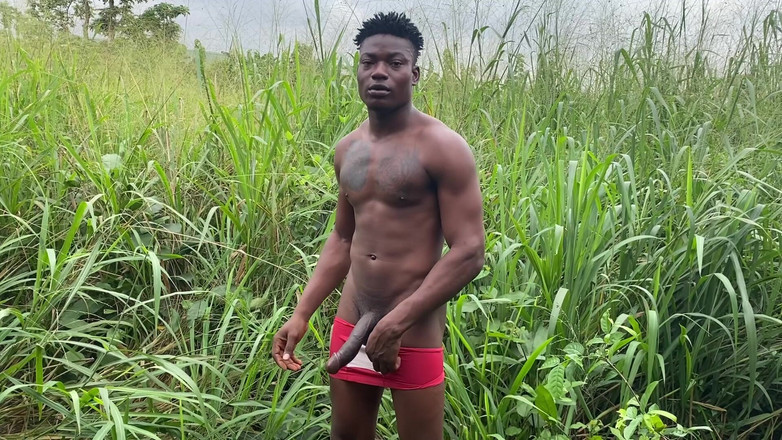 Blackthug20k: Nachytal ji v křoví