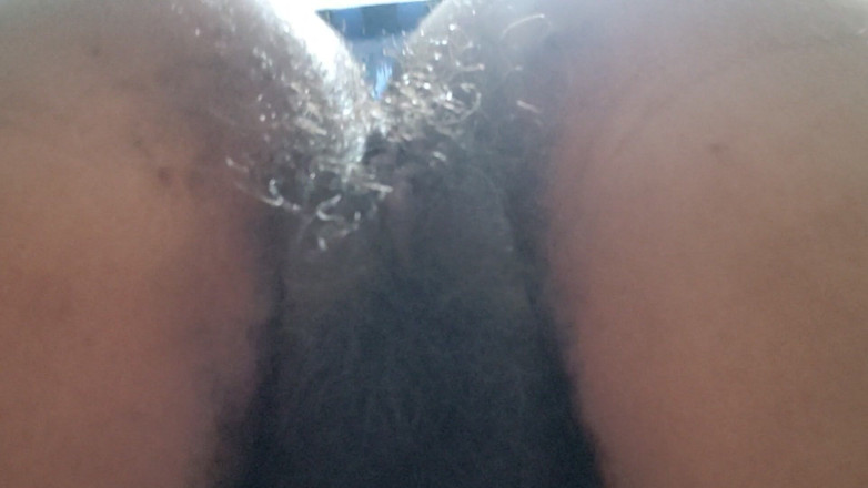 Lovemina: Feel Like to Site on a Big Dick