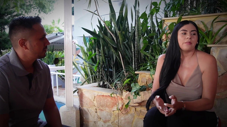 MelaniRincon: İş görüşmesi kontrolden çıkıyor ve sonunda seks yapıyoruz