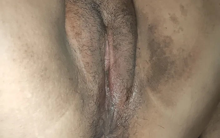 Couple Chubby: Playing with the dildo and with my husband