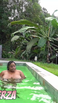 Don Prince Fucks Big Butt Scarpet Erza in the Pool and Shower