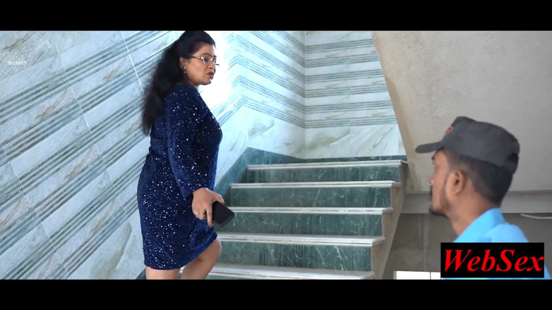 WebSex Premium: Beautiful House Owner Fucked by Security Guard! Indian Sex