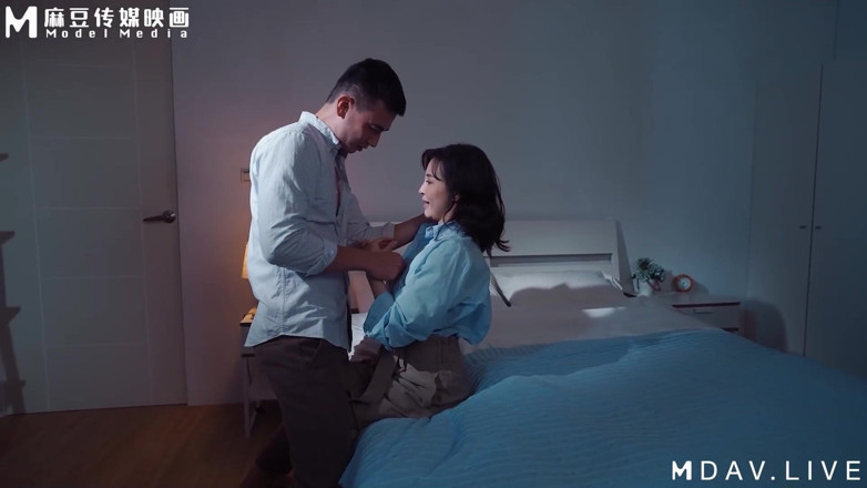ModelMedia Asia: Man-0003 Love That Can't Be Touched
