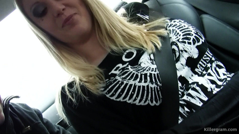 Killergram: Blonde Teen PAWG Sucks and Fucks the Handymans Huge Fat...
