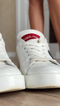 Mijn D&g-sneakers smeeken om zich uit te kleden
