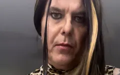 Codi wenste dat ze je berijdt.