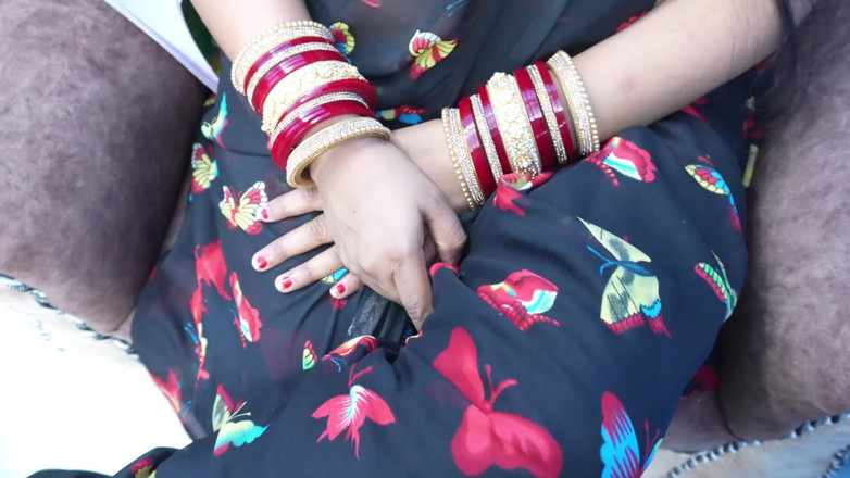Nelam bhabhi: Il figliastro ha fatto osservazioni sporche alla matrigna