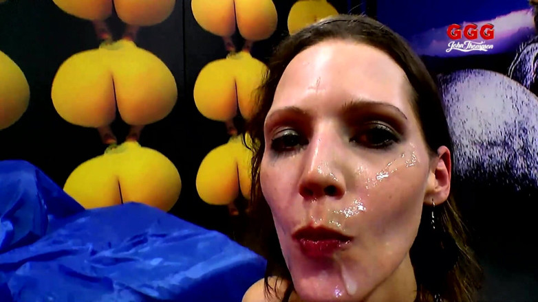 GGG John Thompson Studio: Ggg - Fill Me up Now! - Brunette in Lingerie Gets Creampie...