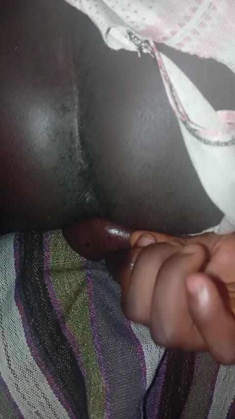 Africatrans: Papà Con Un Grosso Abbracci È Stato Leccato Il Cazzo E...