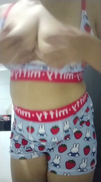 Sexy Filipina MILF, Playing in Her Miffy Bra & Panties