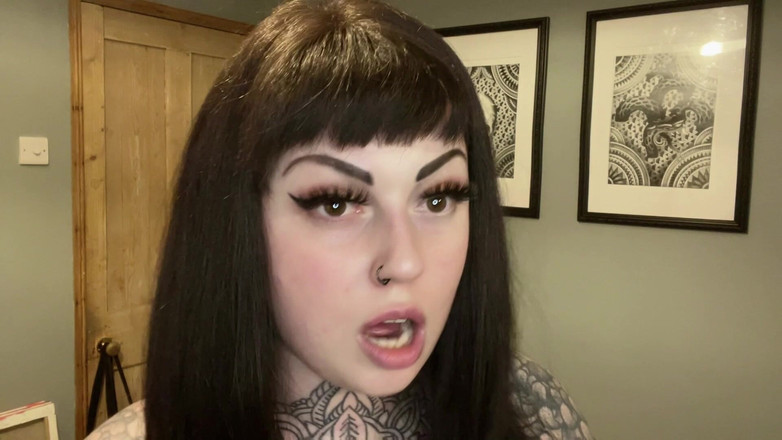 Miss Valentina: Wedgies od tyrana