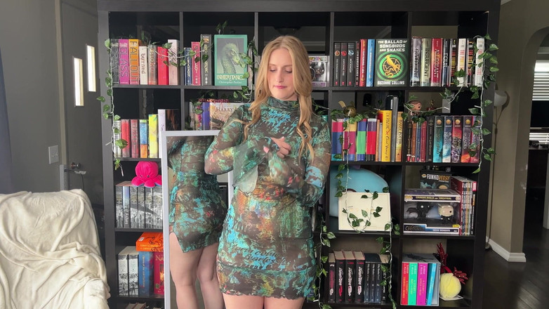 Nerdy Nympho: 透明な黒と白のドレス試着